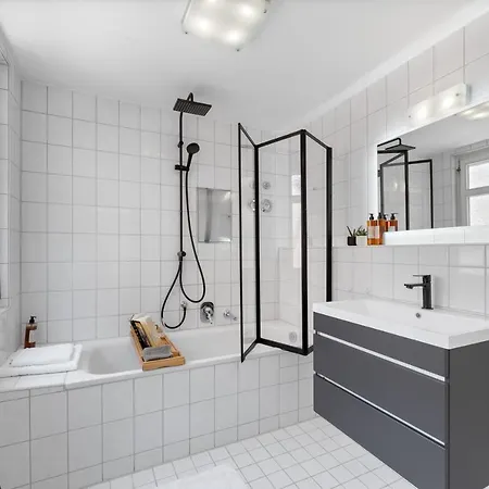 Apartment Krone - Es Bhf - 2zi & 90m2 & 6xprs - Balkon - 65
