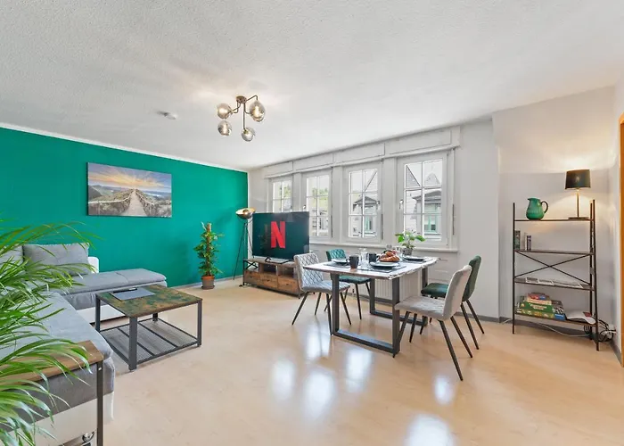 Krone - Es Bhf - 2zi & 90m2 & 6xprs - Balkon - 65