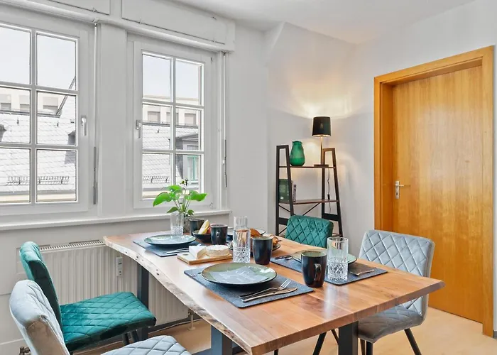 Krone - Es Bhf - 2zi & 90m2 & 6xprs - Balkon - 65