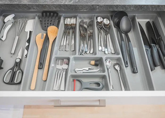 Krone - Es Bhf - 2zi & 90m2 & 6xprs - Balkon - 65